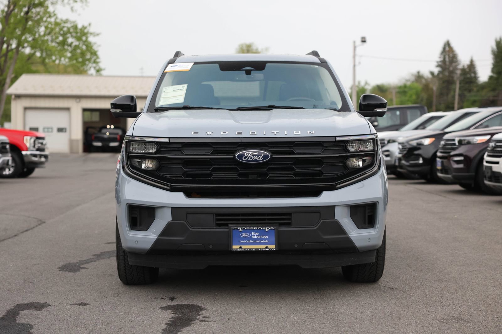 Certified 2025 Ford Expedition Active AWD/4WD image 2