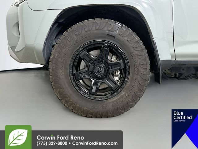Used 2023 Toyota 4Runner TRD Off-Road Premium w/ Moonroof Package AWD/4WD image 35
