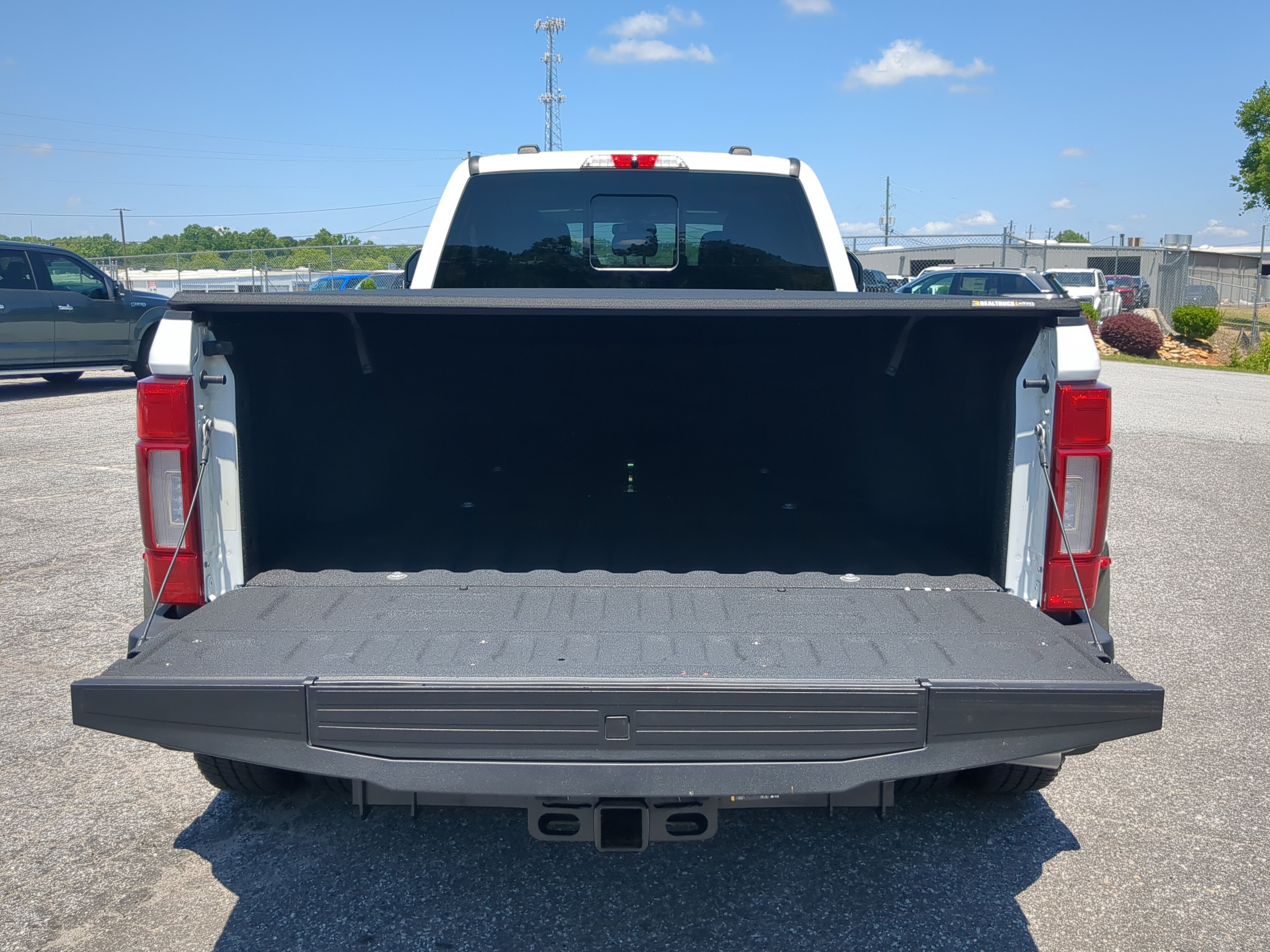 Certified 2022 Ford F350 King Ranch w/ King Ranch Ultimate Package AWD/4WD image 11