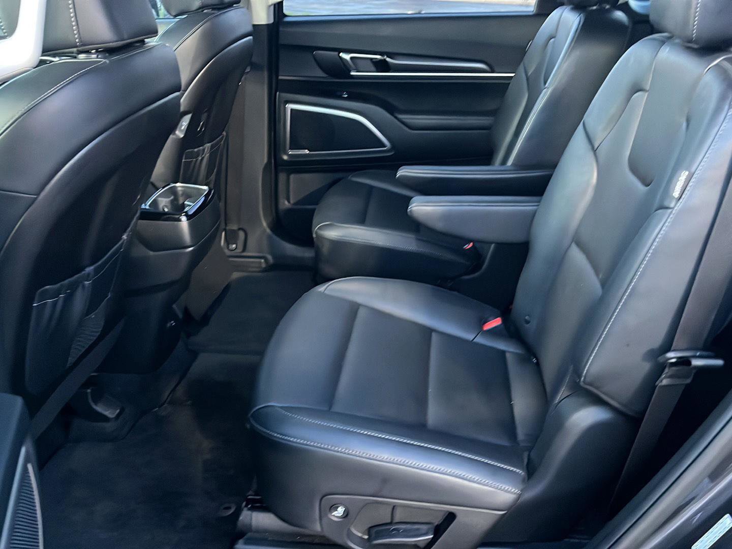Used 2025 Kia Telluride S FWD image 17
