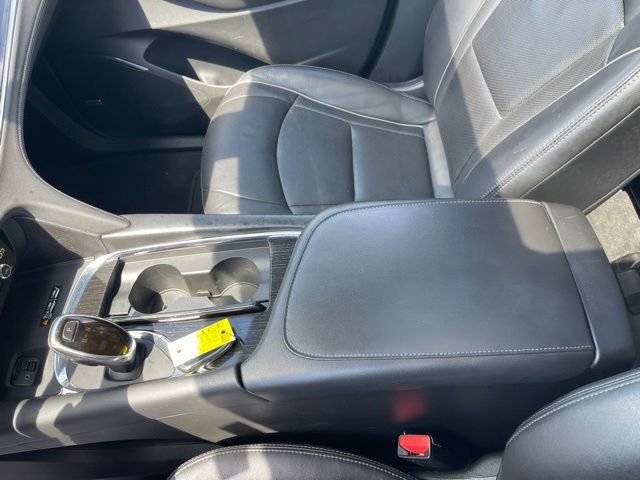 Used 2020 Buick Enclave Avenir w/ Avenir Technology Package FWD image 32