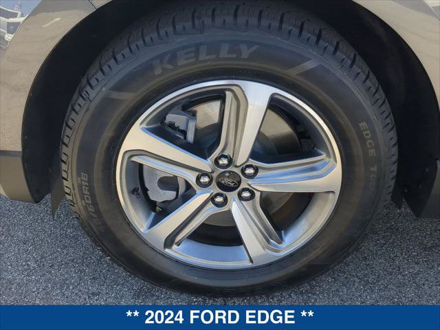 Certified 2024 Ford Edge SEL w/ Convenience Package AWD/4WD image 9
