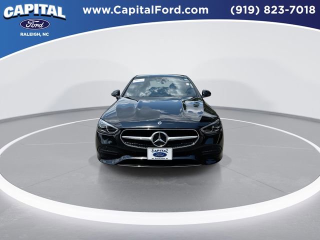 Used 2025 Mercedes-Benz C 300 4MATIC Sedan image 3