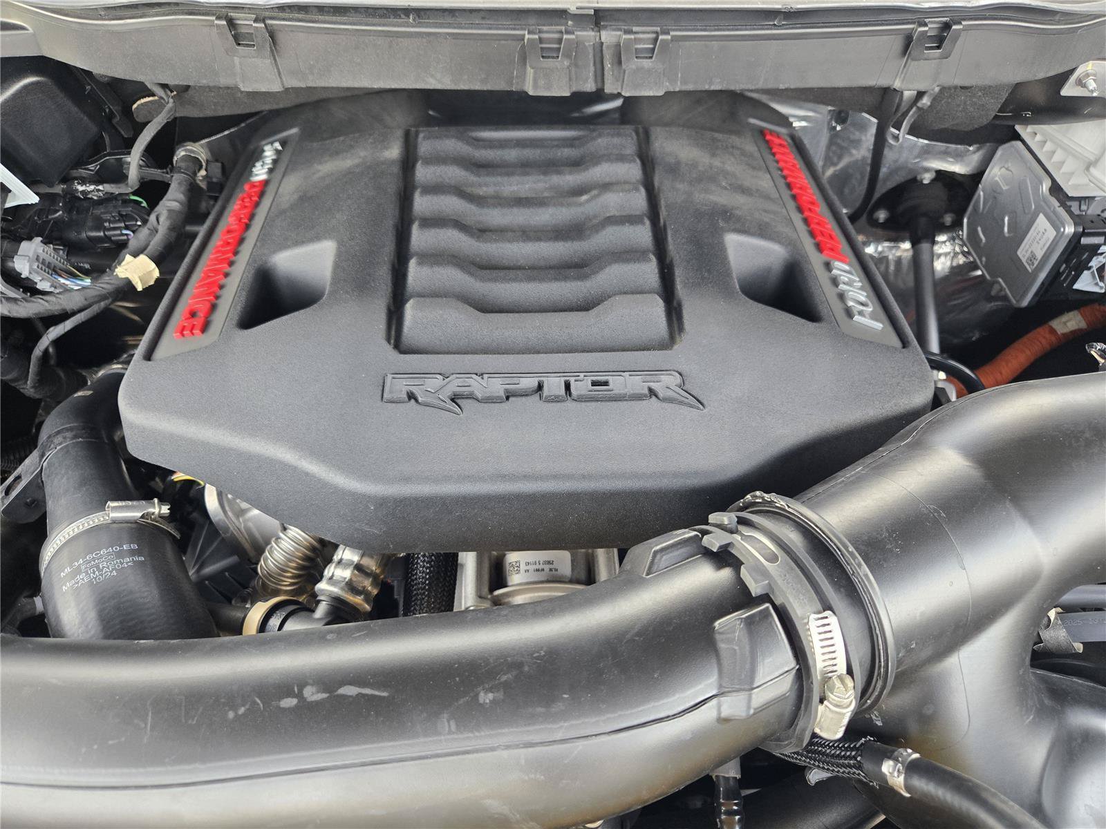 Certified 2025 Ford F150 Raptor AWD/4WD image 30
