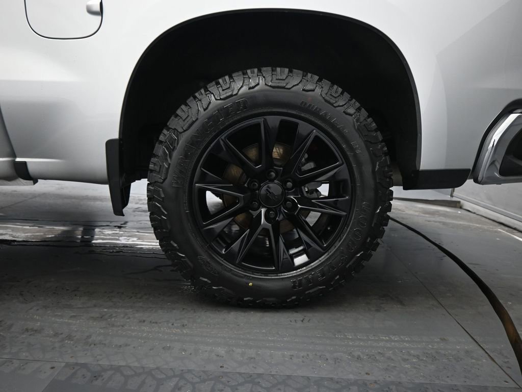 Used 2022 Chevrolet Silverado 1500 LTZ image 48
