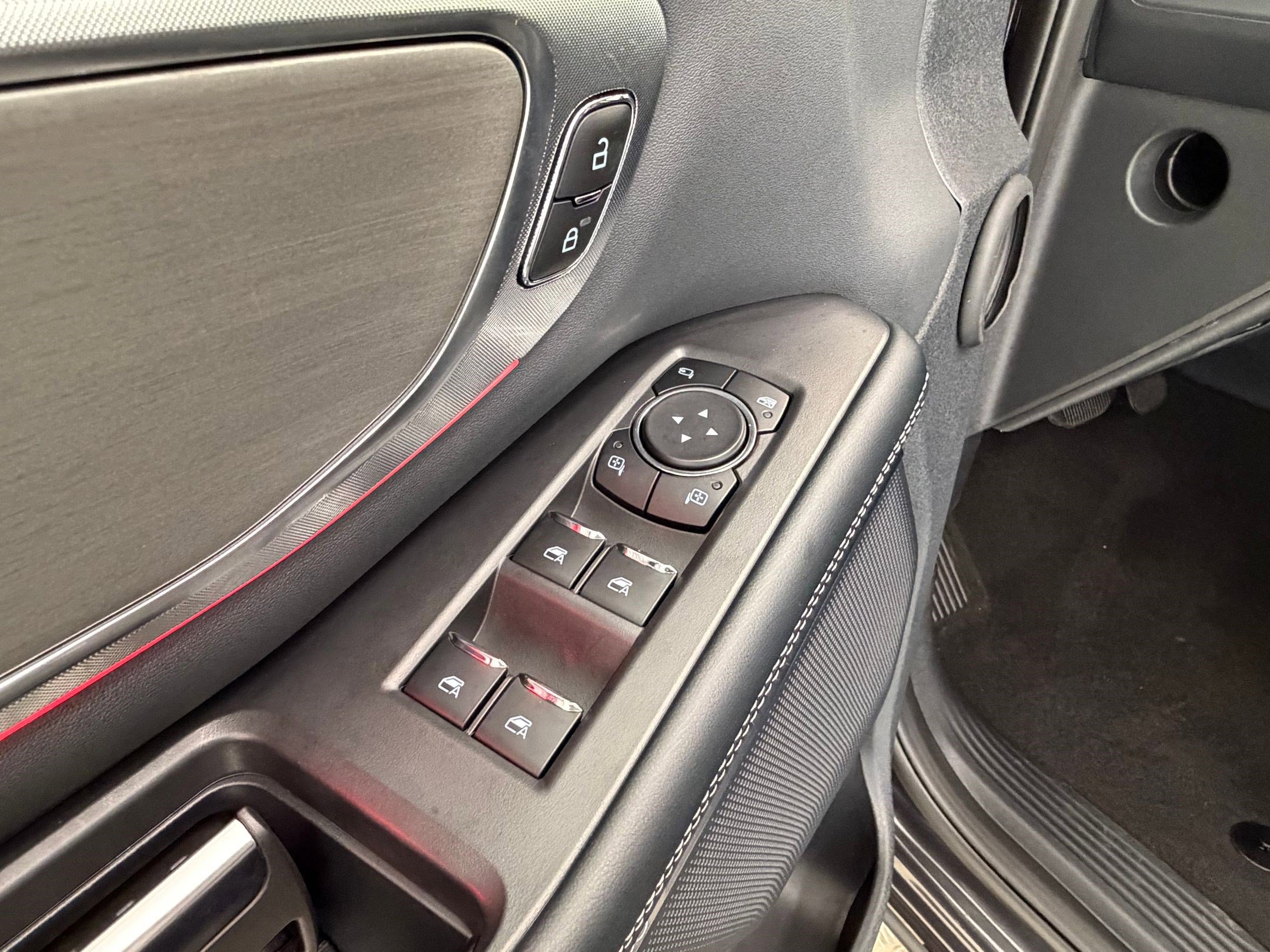 Certified 2025 Ford Expedition Platinum w/ Driver's Package image 15