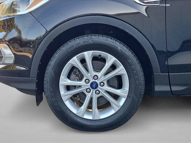 Certified 2017 Ford Escape SE AWD/4WD image 23