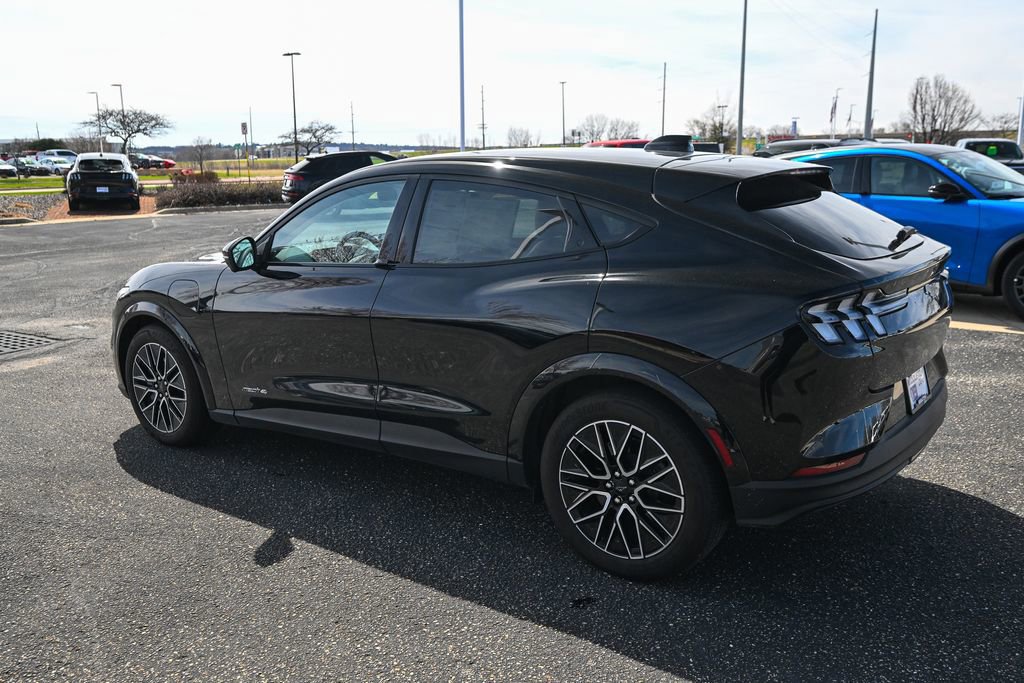 Certified 2025 Ford Mustang Mach-E Premium AWD/4WD image 6