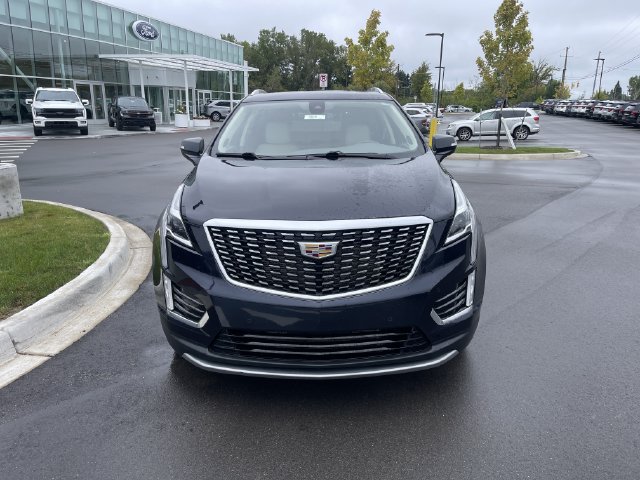 Used 2021 Cadillac XT5 Premium Luxury w/ LPO, Floor Liner Package FWD image 8