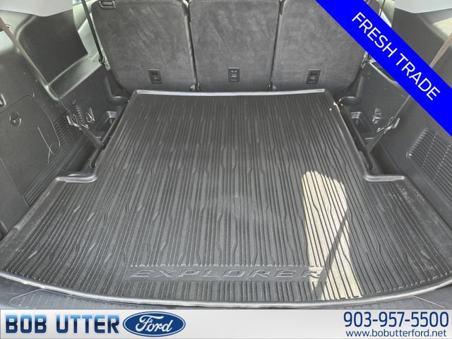Certified 2022 Ford Explorer XLT w/ Equipment Group 202A AWD/4WD image 33