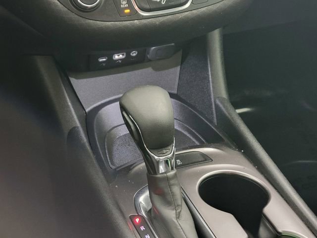 Used 2022 Chevrolet Malibu LS image 25