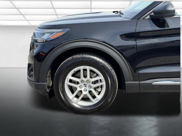 Certified 2025 Ford Explorer Active AWD/4WD image 21