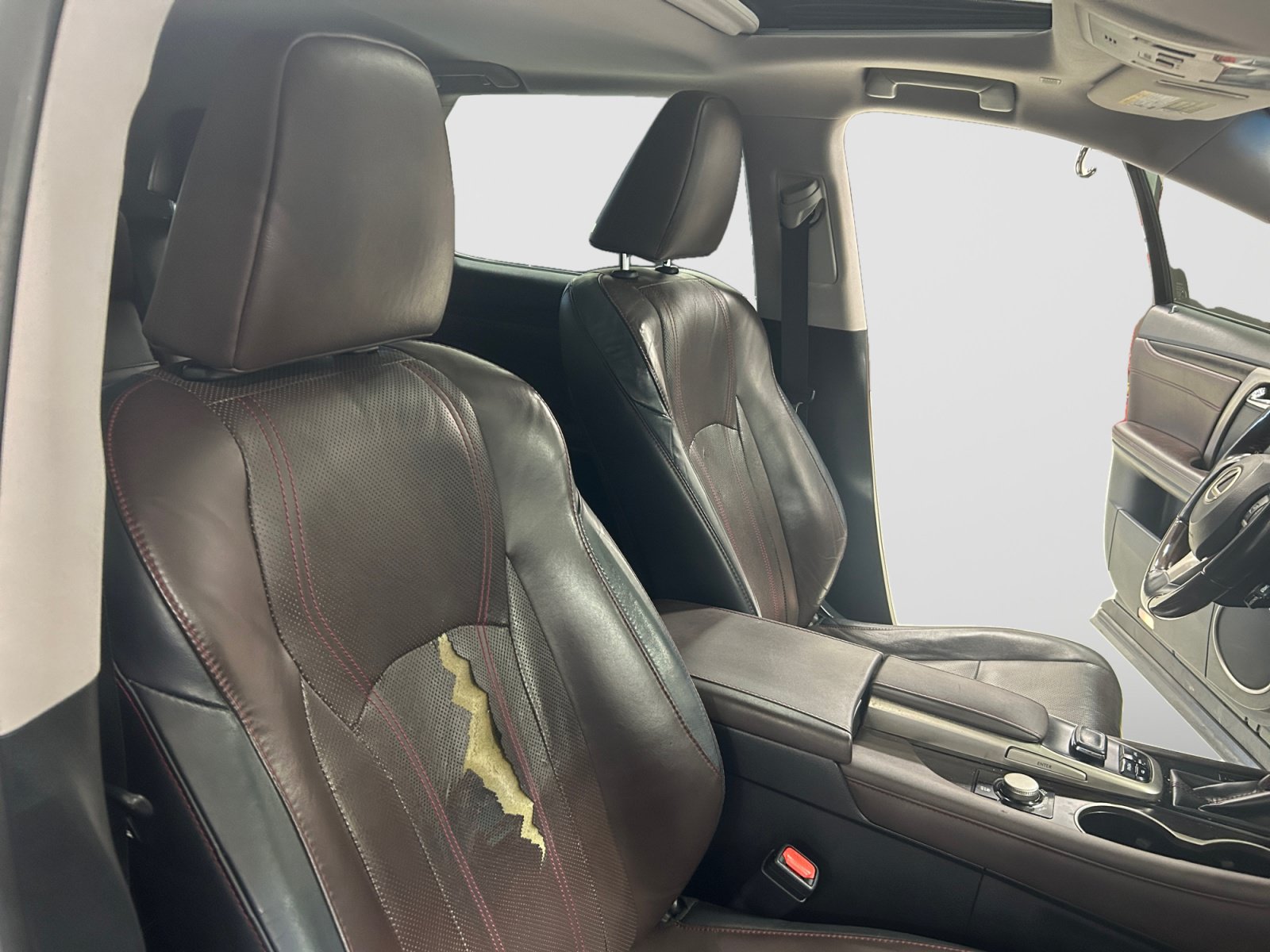 Used 2018 Lexus RX 350L FWD image 17