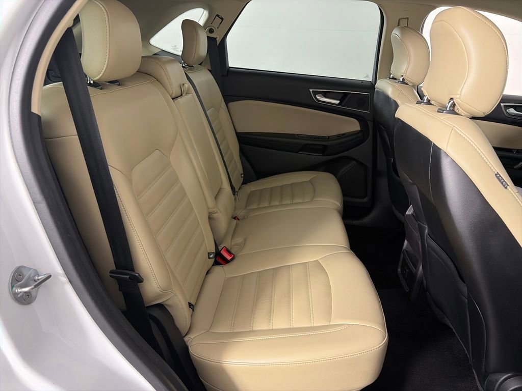 Certified 2017 Ford Edge SEL w/ Equipment Group 201A AWD/4WD image 29