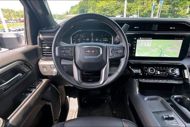 Used 2024 GMC Sierra 2500 AT4 w/ AT4 Premium Plus Package AWD/4WD image 5