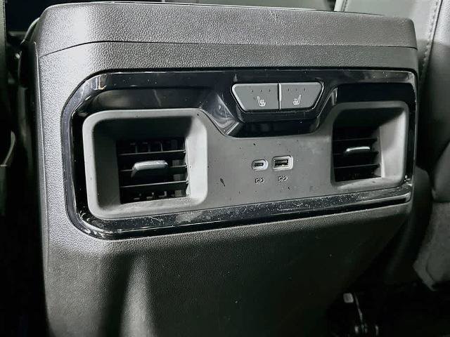 Used 2025 GMC Sierra 2500 AT4 w/ Technology Package AWD/4WD image 13