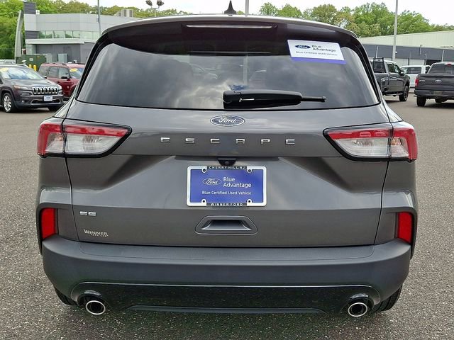 Certified 2022 Ford Escape SE w/ SE Sport Appearance Package FWD image 4