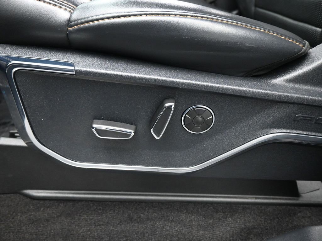 Certified 2022 Ford F150 Platinum w/ Equipment Group 701A High image 37