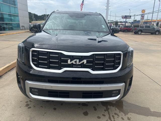 Used 2024 Kia Telluride SX Prestige w/ Towing Package AWD/4WD image 2