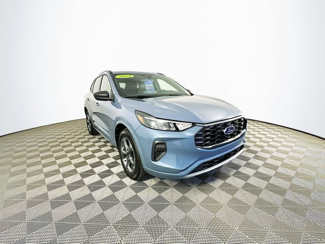 Certified 2024 Ford Escape ST-Line w/ Tech Pack #1 AWD/4WD image 4