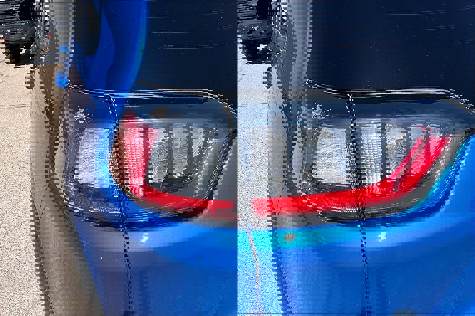 Used 2021 Jeep Cherokee Trailhawk w/ Technology Group image 28