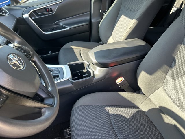 Used 2025 Toyota RAV4 LE FWD image 13
