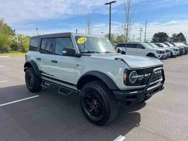 Certified 2024 Ford Bronco Wildtrak AWD/4WD image 3