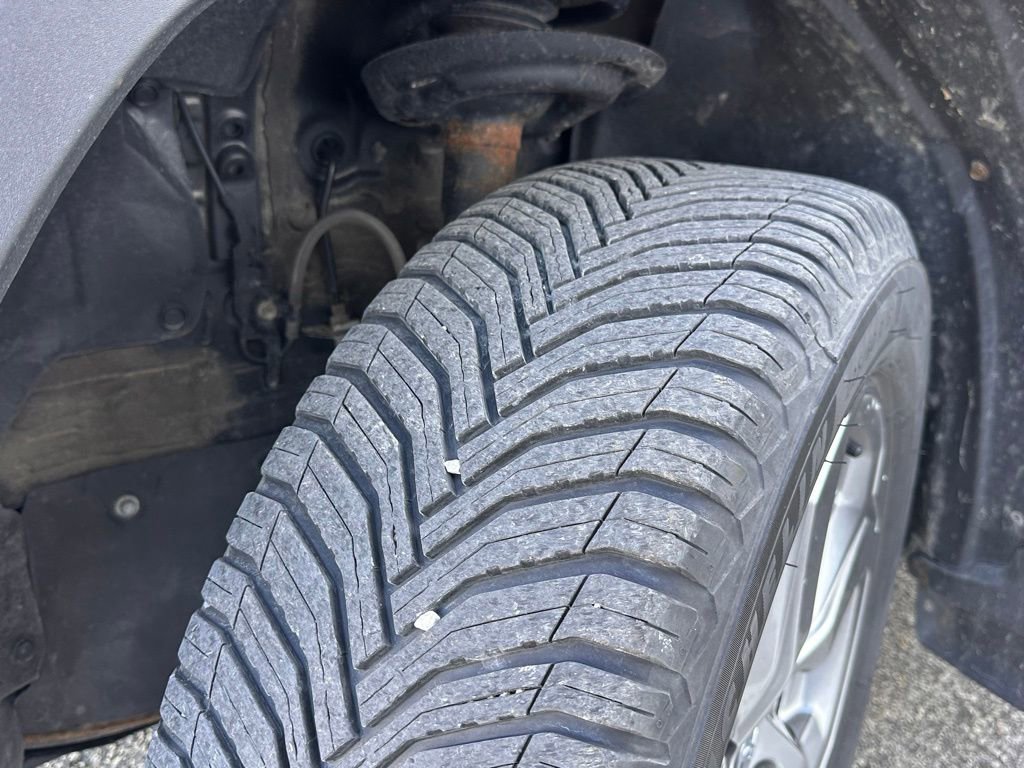 Used 2020 Toyota RAV4 Limited w/ Limited Grade Weather Package image 9