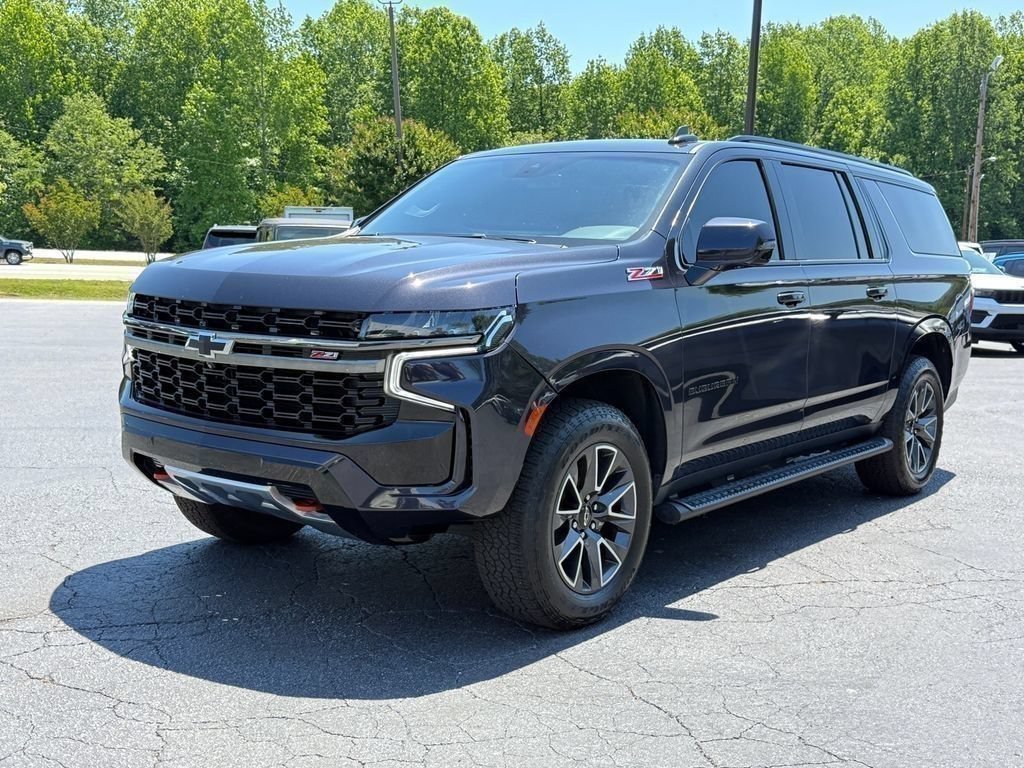 Used 2022 Chevrolet Suburban Z71 w/ Luxury Package AWD/4WD image 8