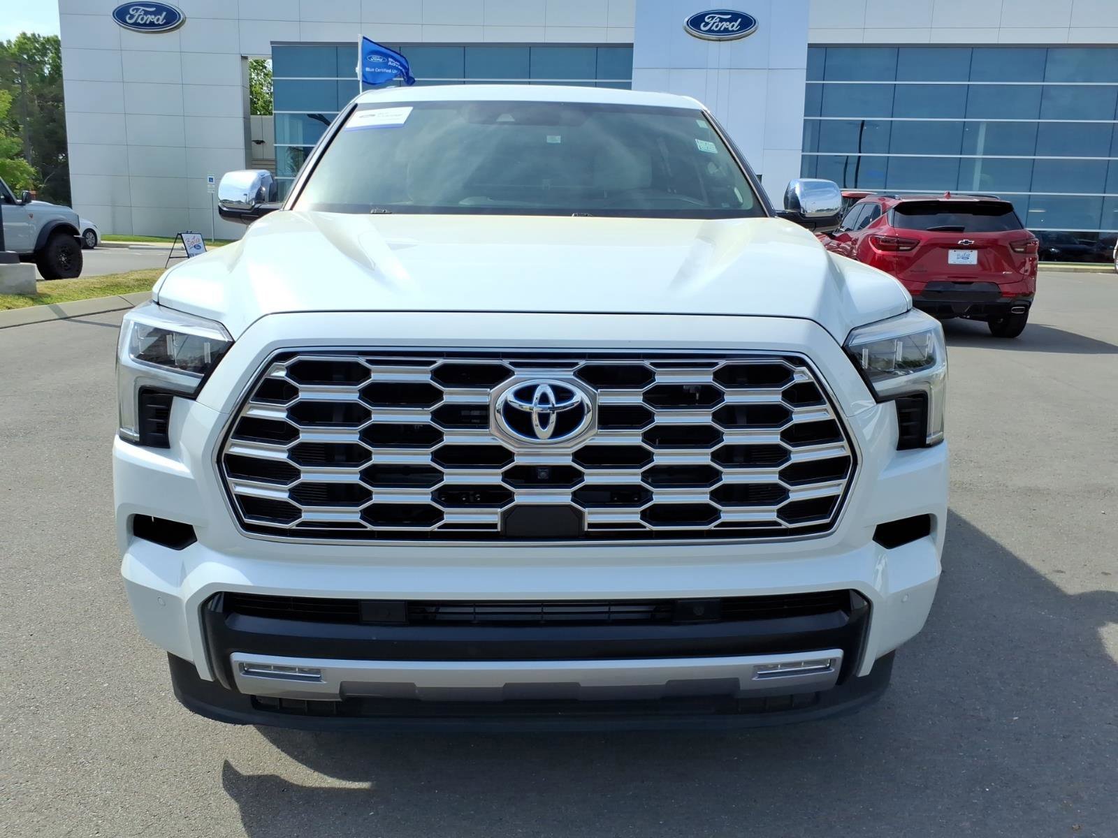 Used 2023 Toyota Sequoia Capstone AWD/4WD image 8