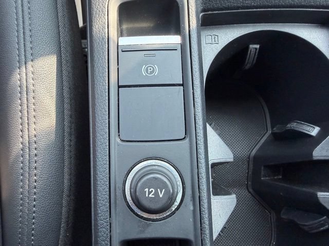 Used 2021 Audi Q3 2.0T Premium w/ Convenience Package AWD/4WD image 23