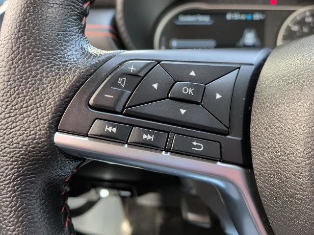 Used 2023 Nissan Versa SR w/ Trunk Package image 17