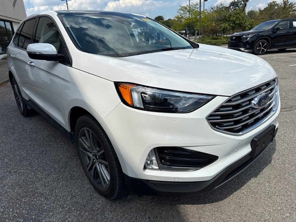 Certified 2023 Ford Edge Titanium AWD/4WD image 12