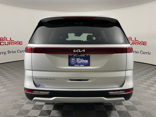 Used 2022 Kia Carnival LX image 4