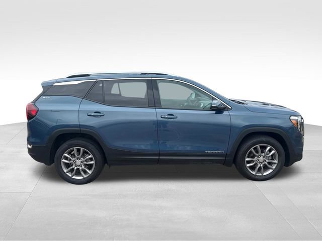 Used 2024 GMC Terrain SLT AWD/4WD image 13