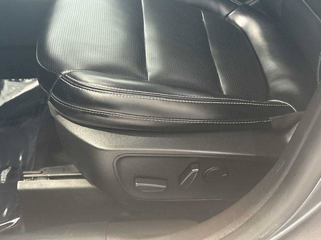 Certified 2024 Ford Escape Platinum AWD/4WD image 18