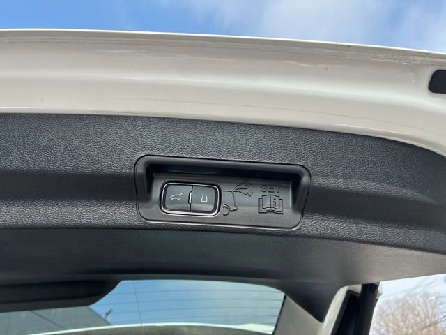 Certified 2025 Ford Explorer Active image 10