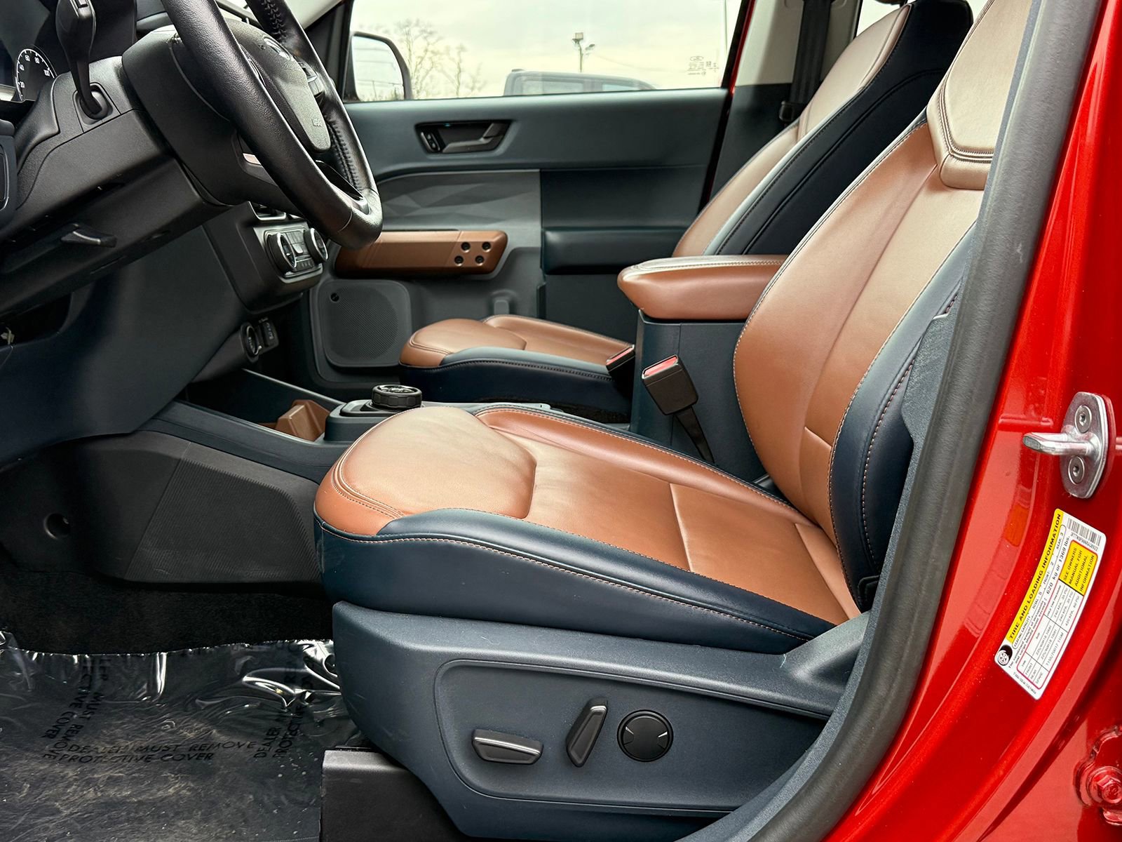 Certified 2022 Ford Maverick Lariat w/ Lariat Luxury Package image 14