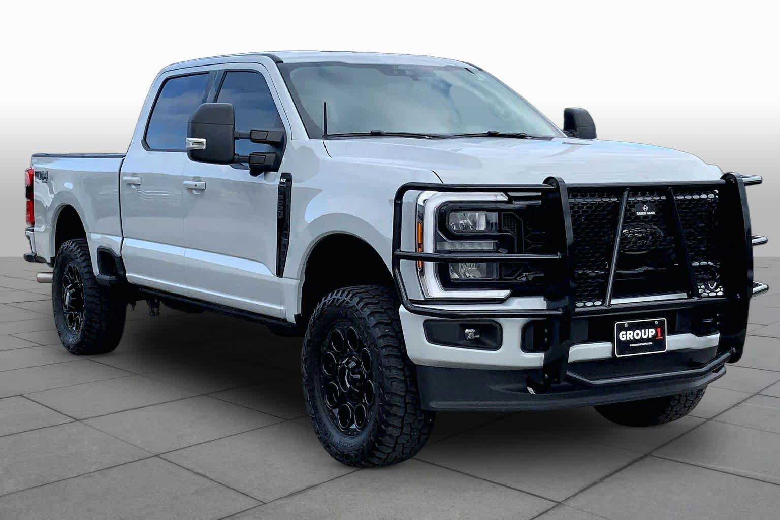 Certified 2026 Ford F250 XLT w/ XLT Premium Package AWD/4WD image 3