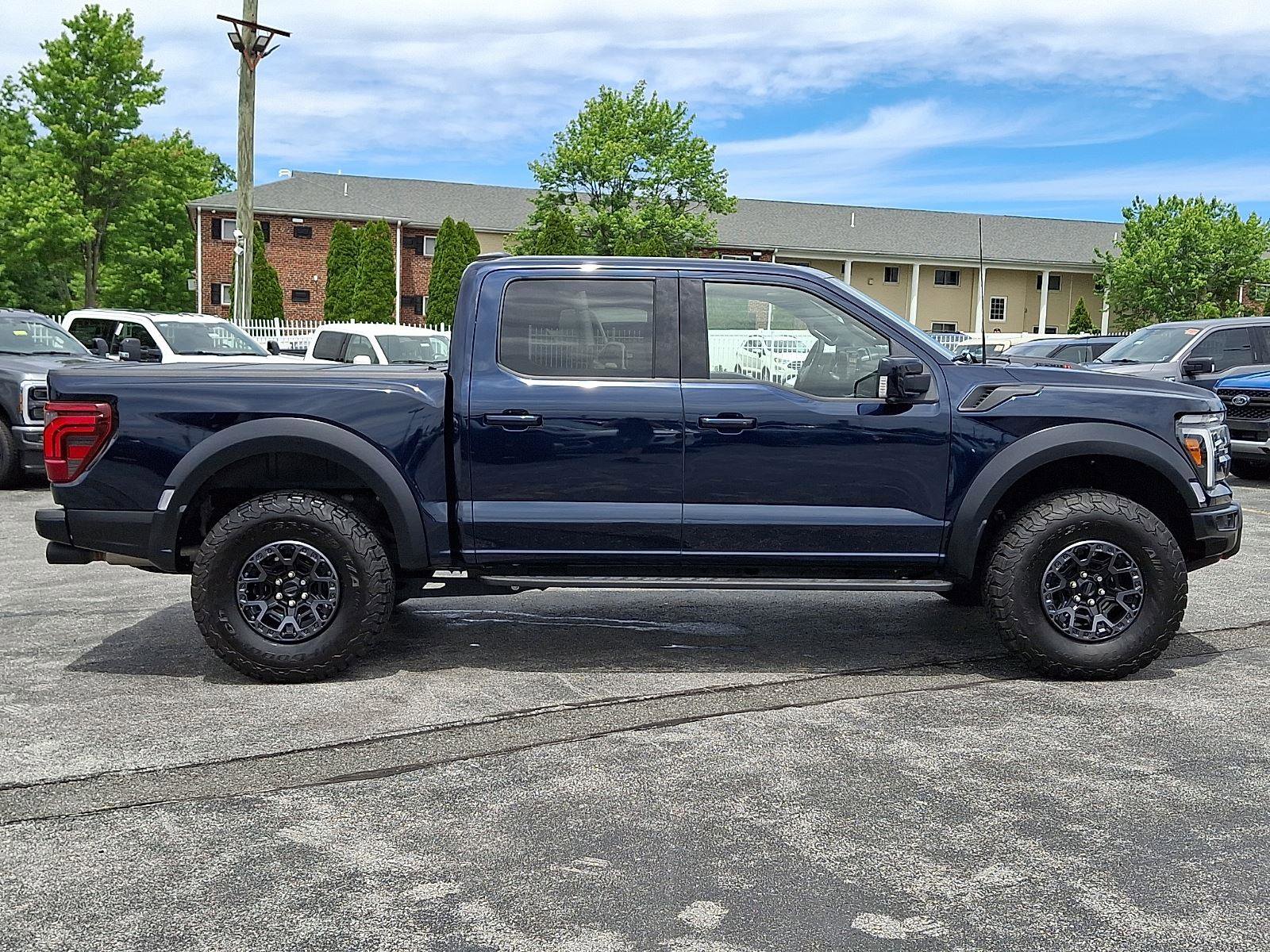 Certified 2025 Ford F150 Raptor w/ Equipment Group 803A Raptor R AWD/4WD image 7