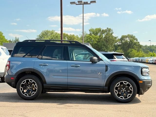 Certified 2025 Ford Bronco Sport Outer Banks w/ Outer Banks Tech Package+ AWD/4WD image 31