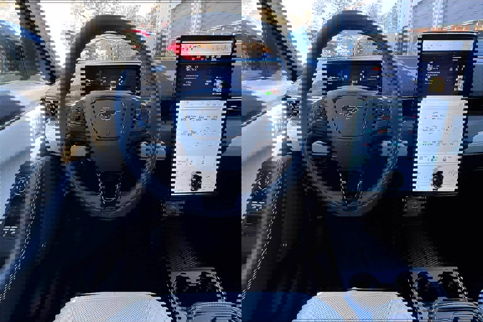 Certified 2025 Ford Mustang Mach-E Premium image 8