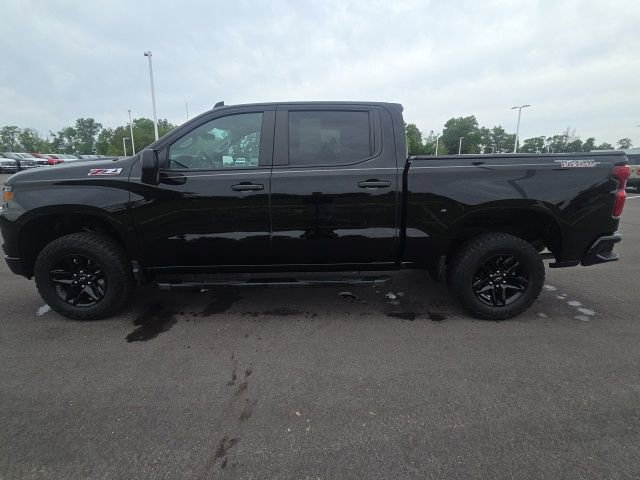 Used 2024 Chevrolet Silverado 1500 Custom Trail Boss AWD/4WD image 13
