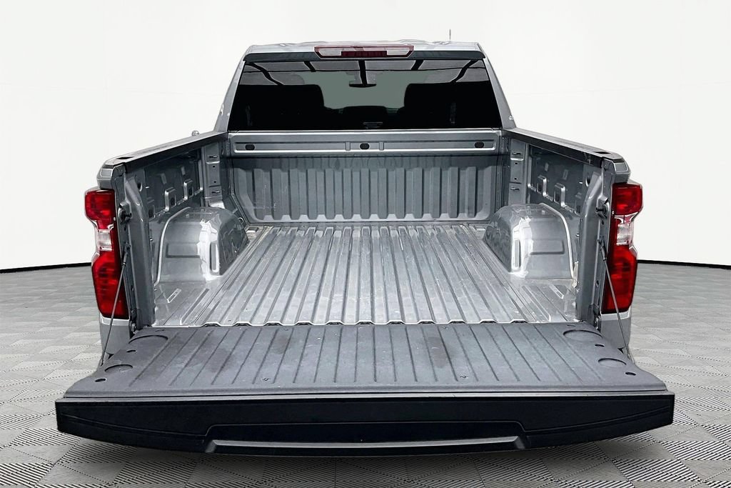 Used 2023 Chevrolet Silverado 1500 Custom w/ LPO, Dark Essentials Package AWD/4WD image 18