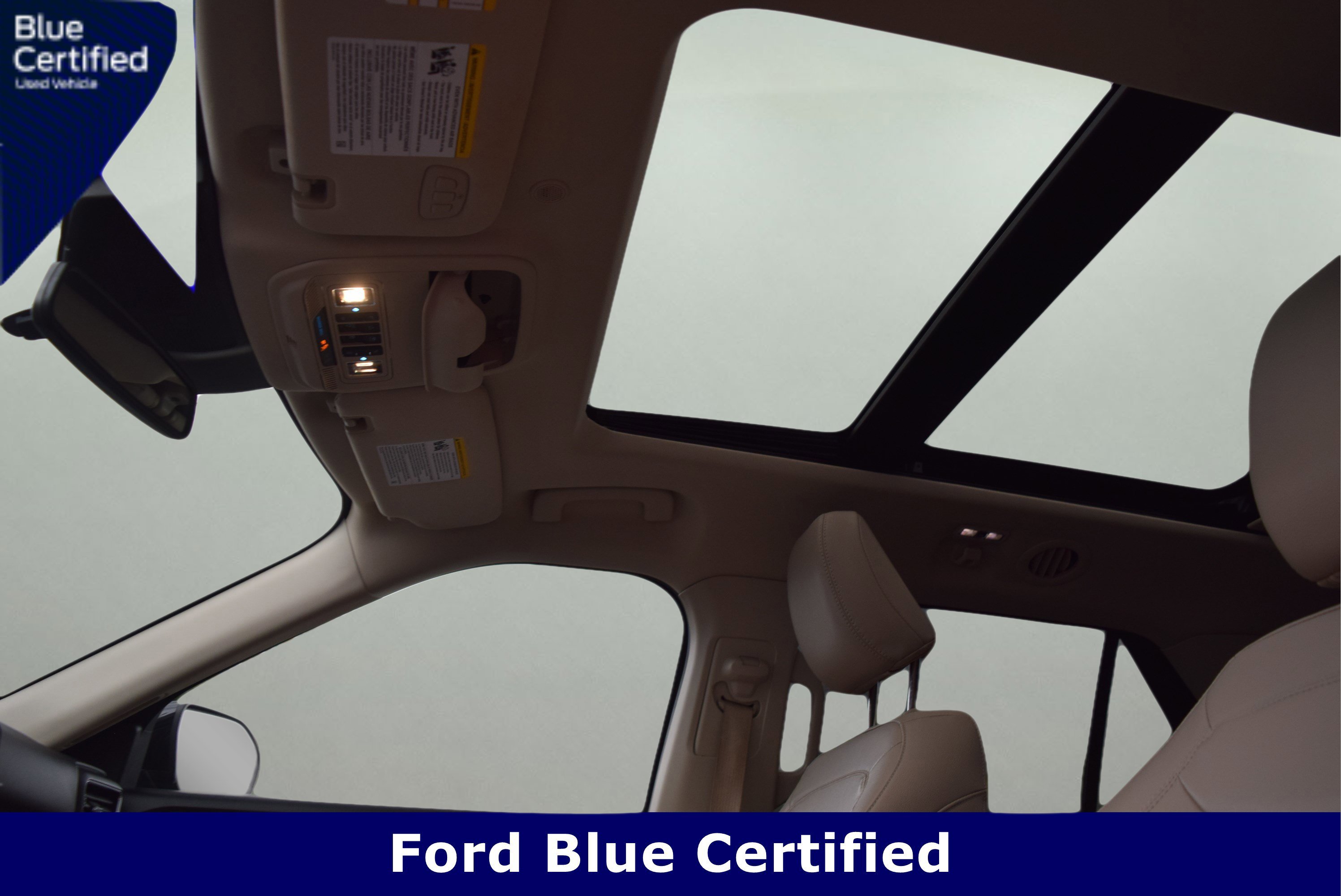 Certified 2022 Ford Explorer Limited w/ Equipment Group 301A image 11