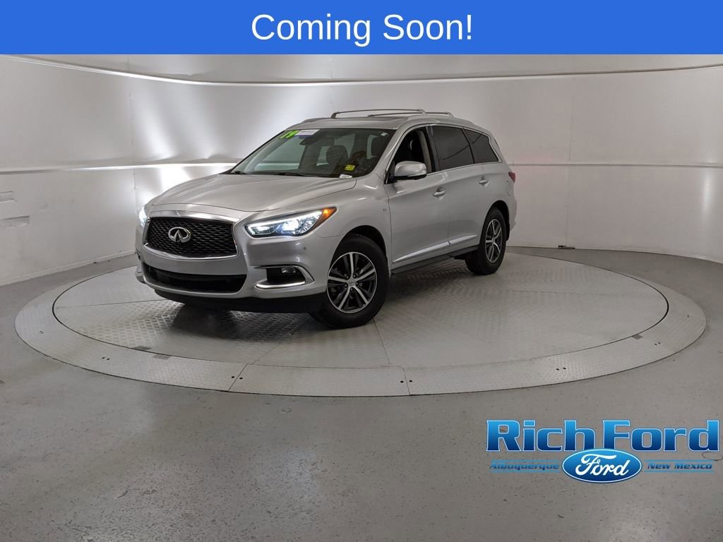 Used 2019 INFINITI QX60 Luxe w/ Essential Package image 6