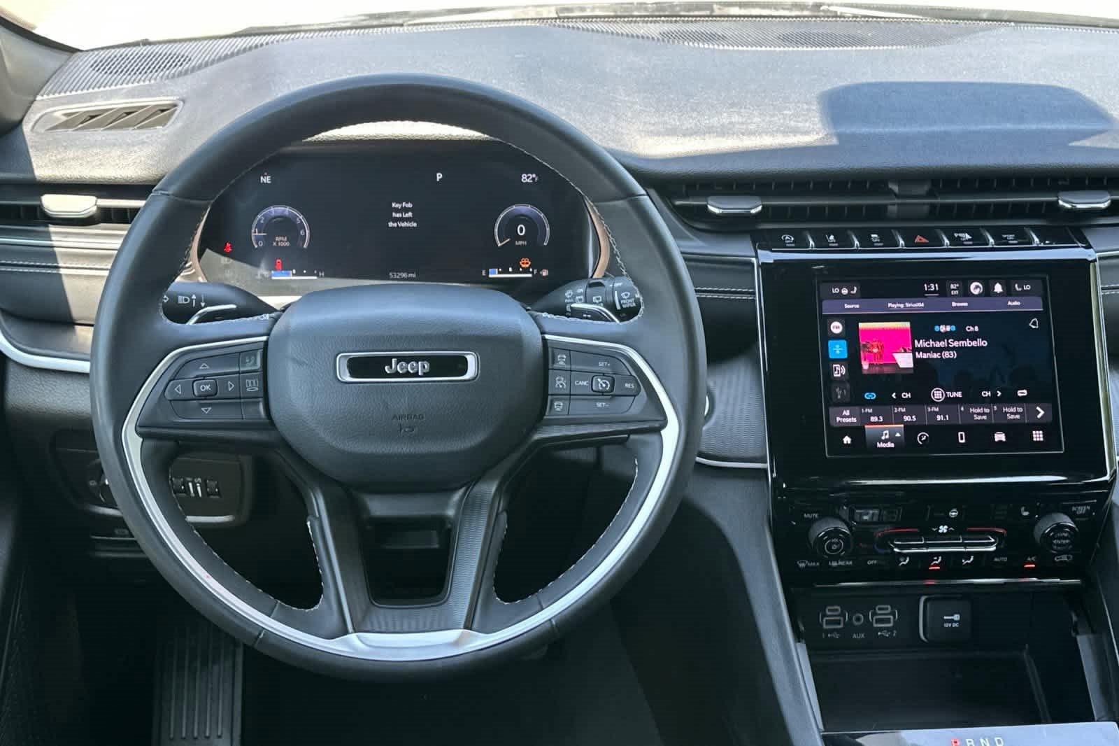 Used 2023 Jeep Grand Cherokee Altitude image 15