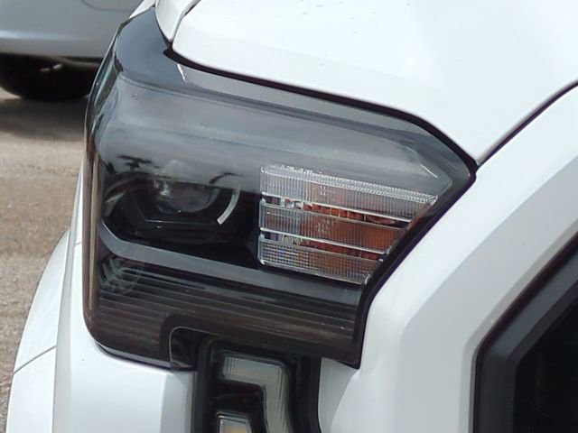 Used 2024 Toyota Tacoma SR5 image 10