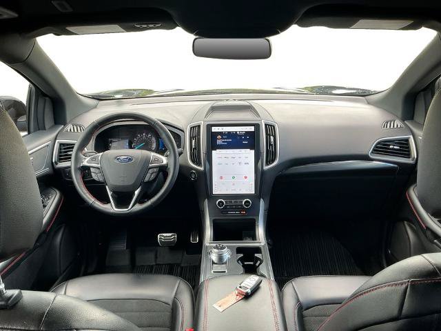 Certified 2024 Ford Edge ST-Line AWD/4WD image 30