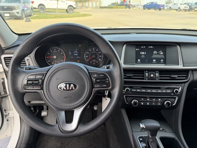 Used 2018 Kia Optima LX w/ 17" Alloy Wheels Package image 12